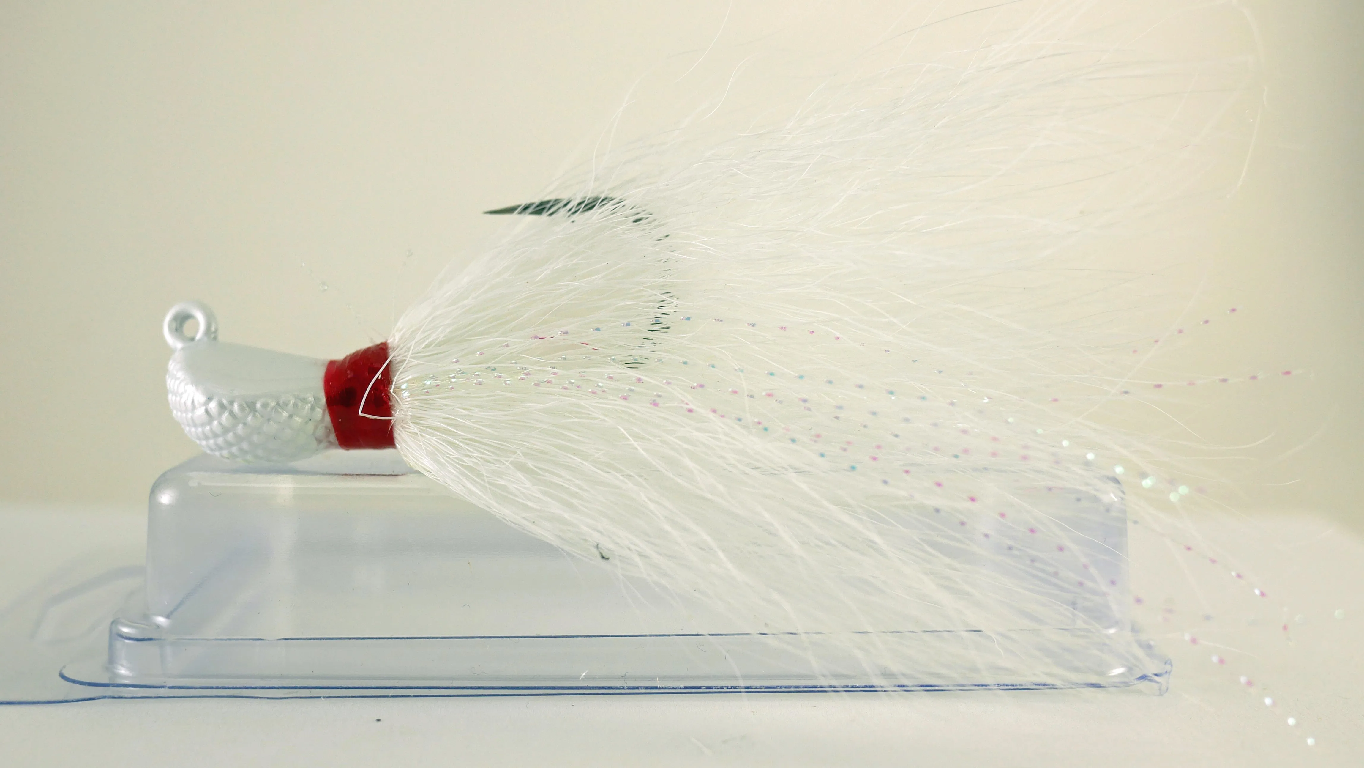 5 Pack - 3/4 oz Bucktail Jig - Cobra Jighead 2X Strong Mustad Hook (White, Pink, Chartreuse, Brown)