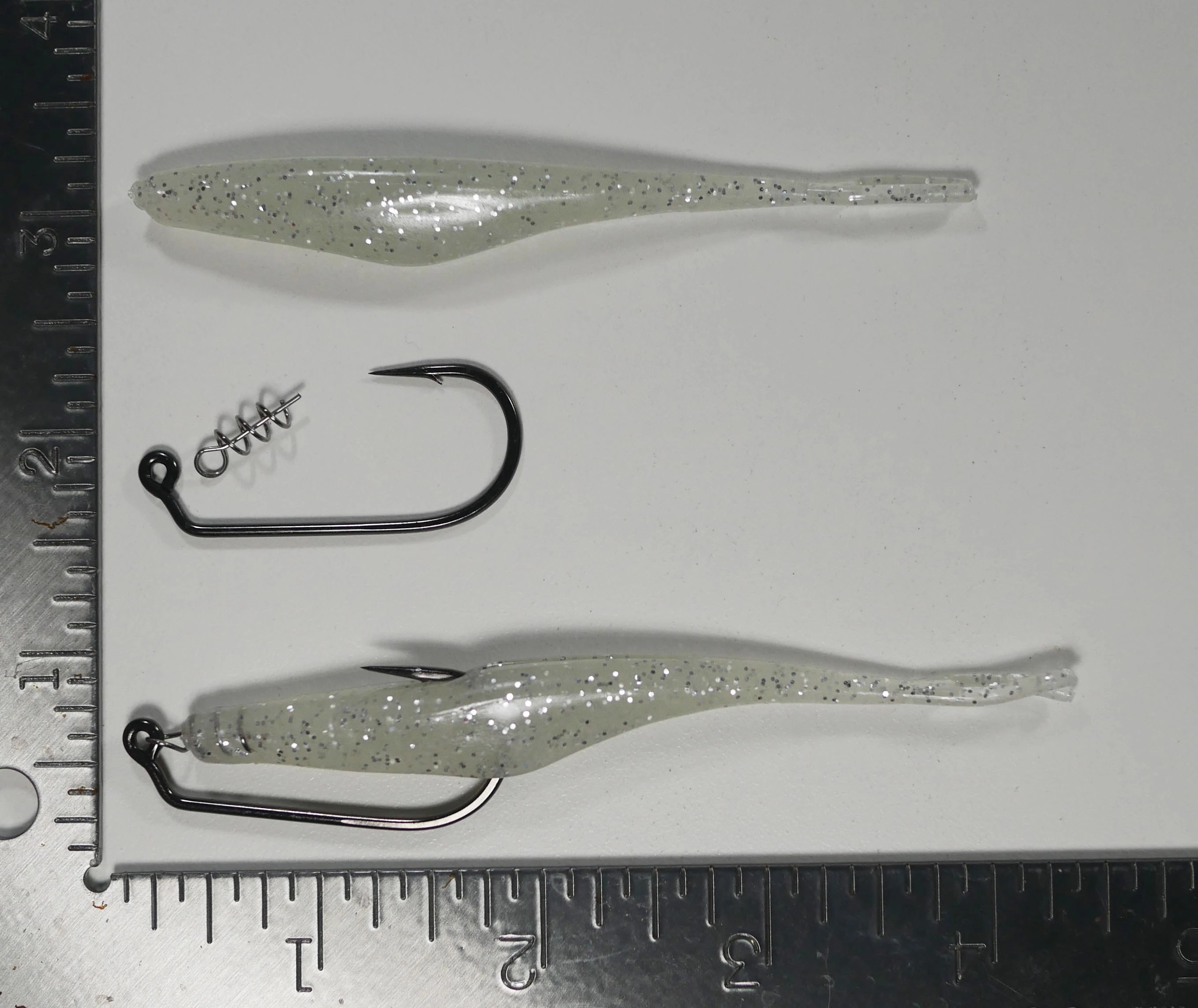 (RIGGING KIT) 4" Fluke Soft Plastic - GLOW GLITTER - 4 Rigs 20 pack - FREE SHIPPING