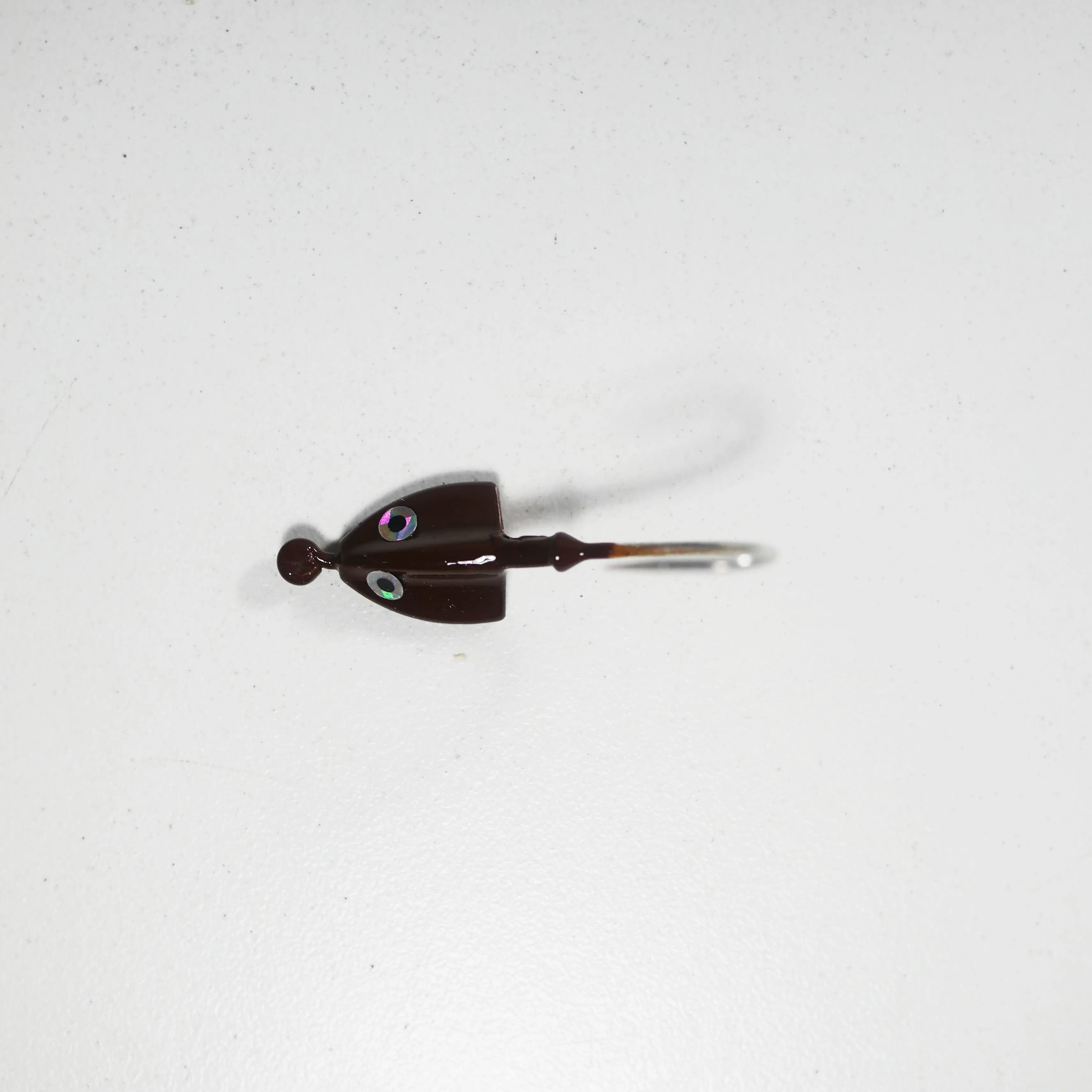 (BROWN) BONEFISH JIGHEAD (30 ANGLED) - 1/8 oz - 3, 5, or 10 pack.  FREE SHIPPING