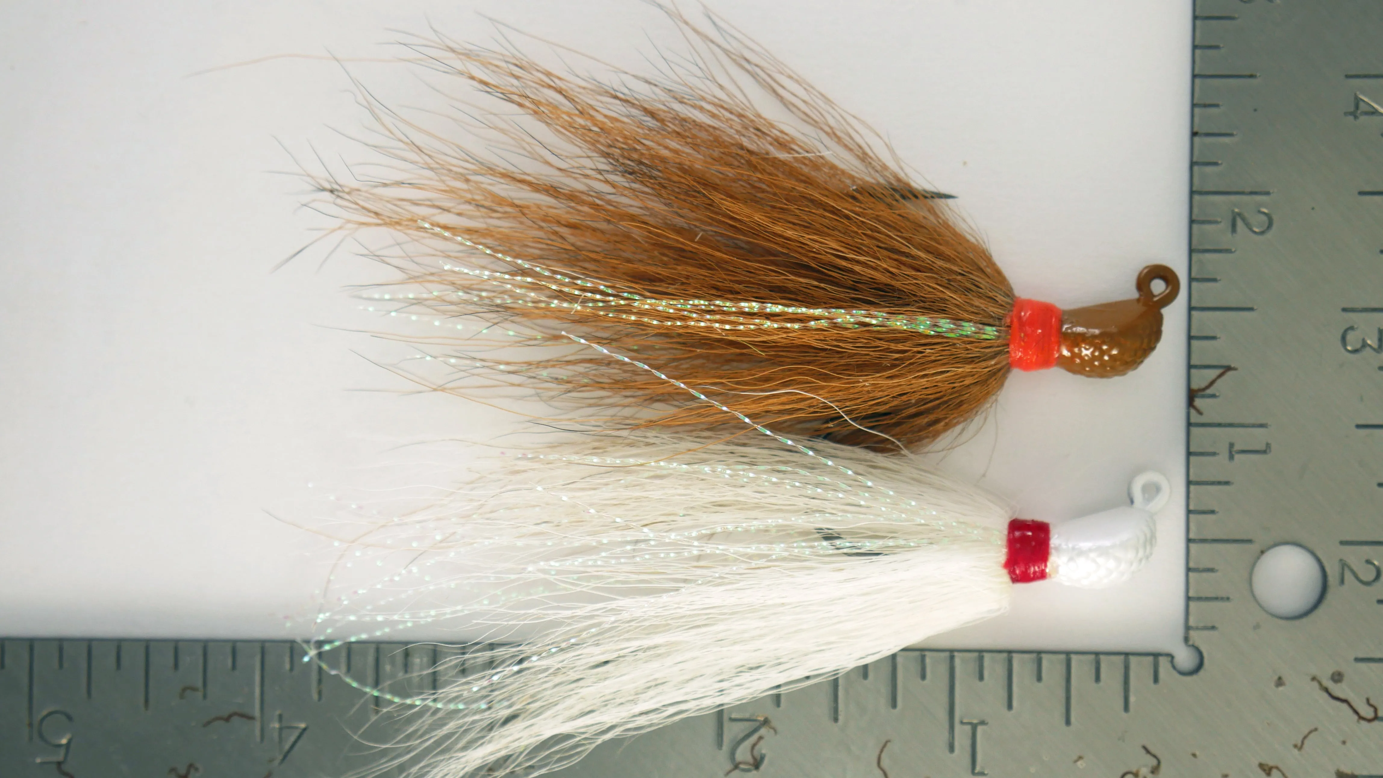 Essential Pack (White & Brown) - 1/4 oz Bucktail Jig - Cobra Jighead 2X Strong Mustad Hook