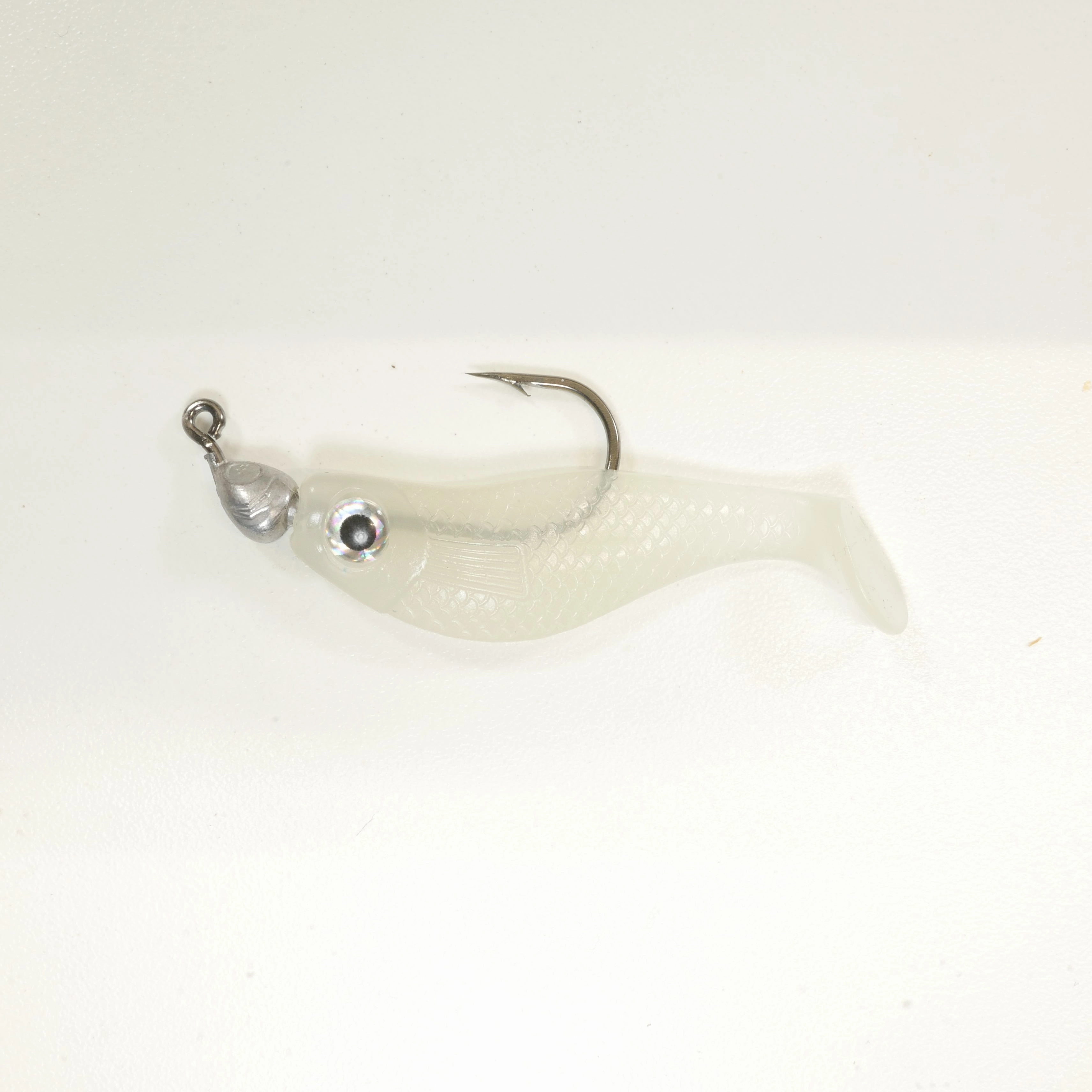 NEW (Glow) 2 5/8" Paddletail Soft Plastic (qty 20 or 40)   AATB Jighead (qty 5 or 10)   Eye Pack - COMBO PACK .  FREE SHIPPING.