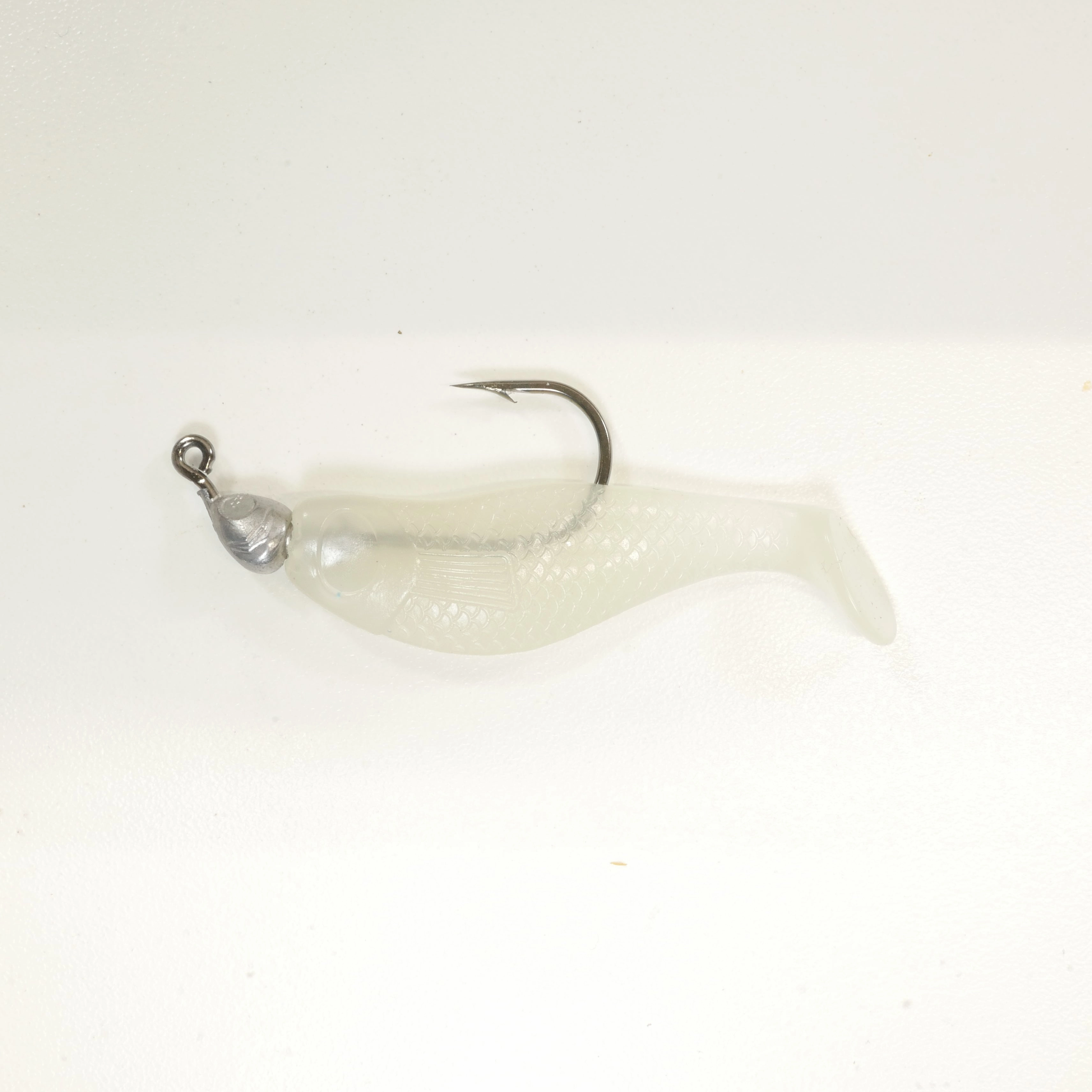 NEW (GLOW) 2 5/8" Paddletail Soft Plastic (qty 20 or 40)   AATB Jighead (qty 5 or 10) JIGHEAD COMBO PACK.  FREE SHIPPING.