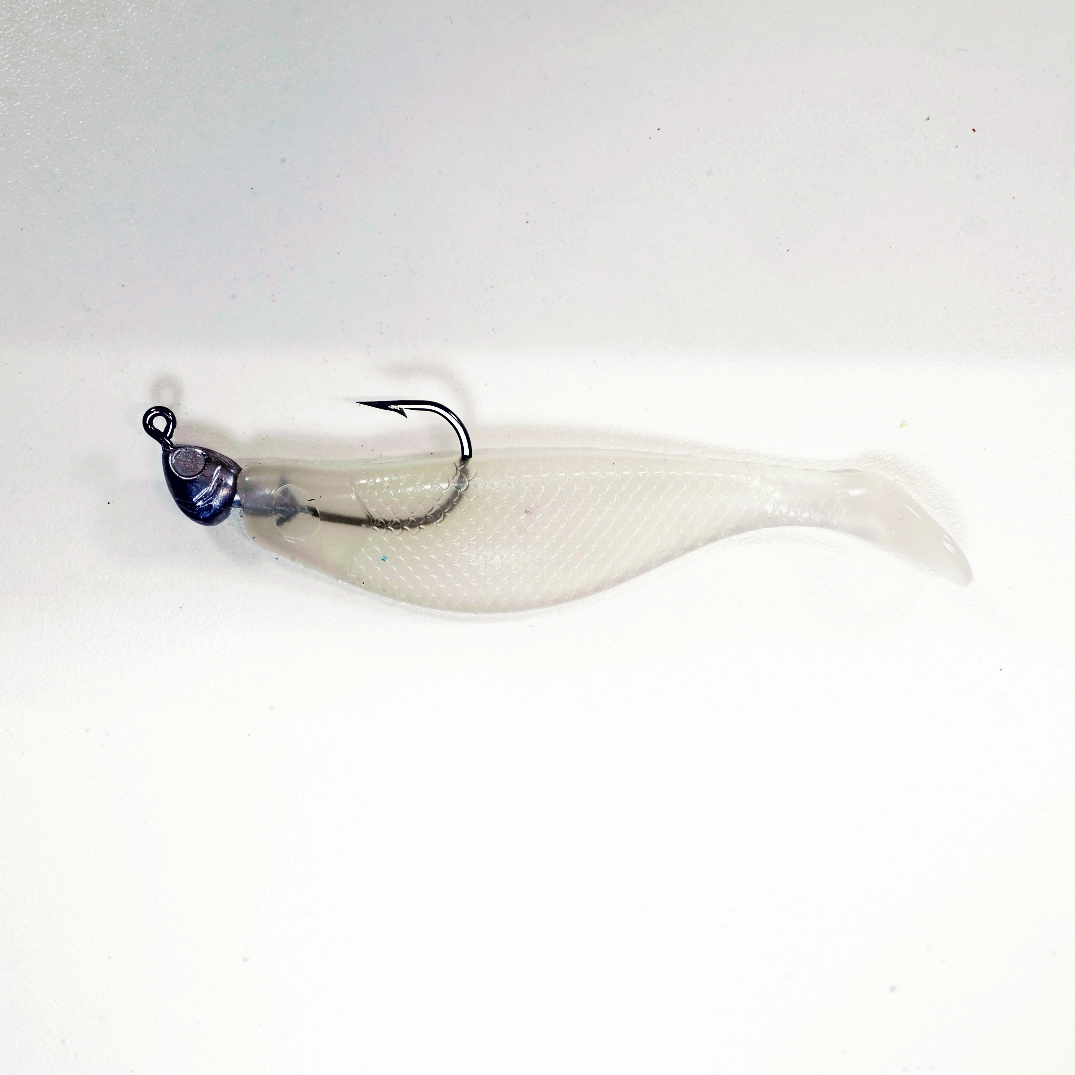 NEW (Glow) 4" Paddletail Soft Plastic (qty 20 or 40)   AATB Jighead (qty 5 or 10) JIGHEAD COMBO PACK.  FREE SHIPPING.