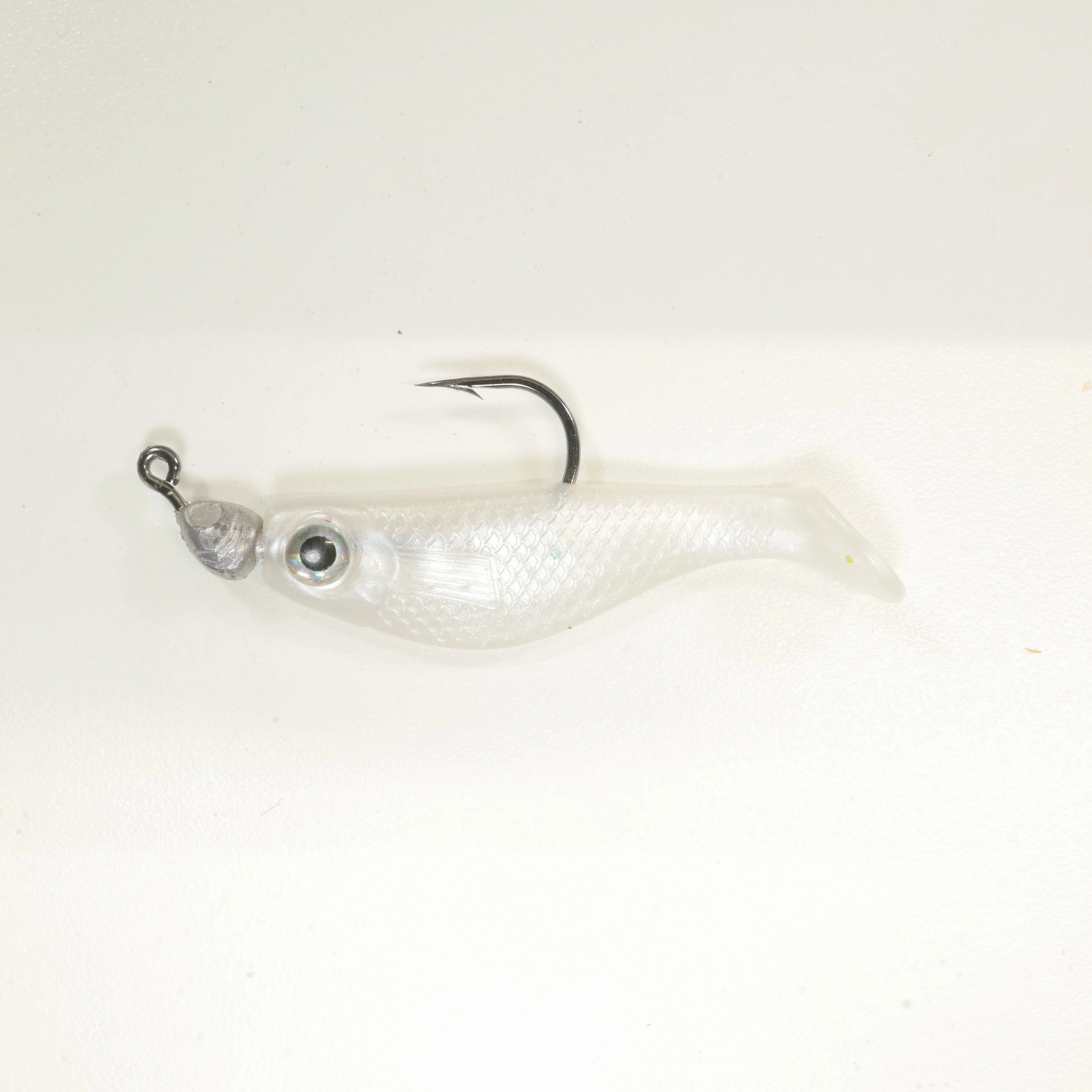 NEW (Pearl) 2 5/8" Paddletail Soft Plastic (qty 20 or 40)   AATB Jighead (qty 5 or 10)   Eye Pack - COMBO PACK .  FREE SHIPPING.
