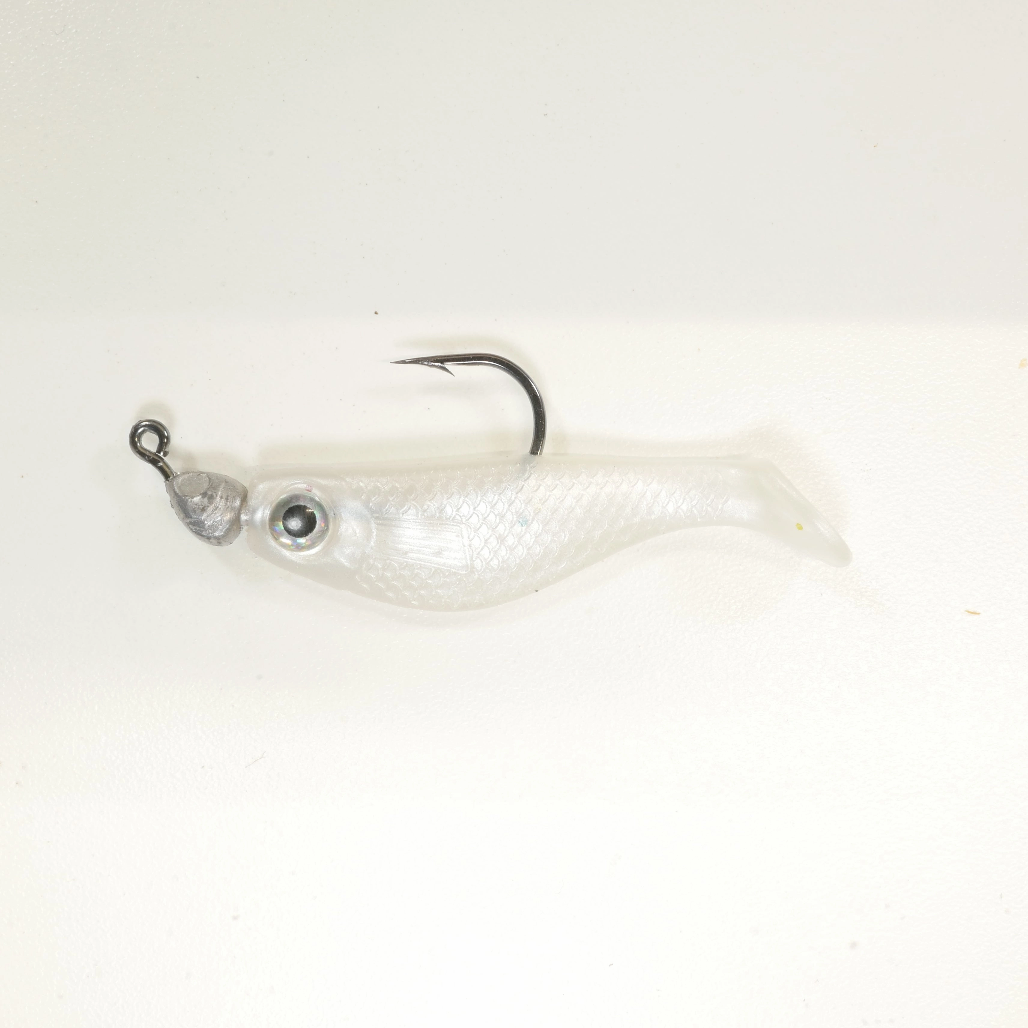 NEW (PEARL) 2 5/8" Paddletail Soft Plastic (qty 20 or 40)   AATB Jighead (qty 5 or 10)   Eye Pack   Eye Dip - COMBO PACK .  FREE SHIPPING.