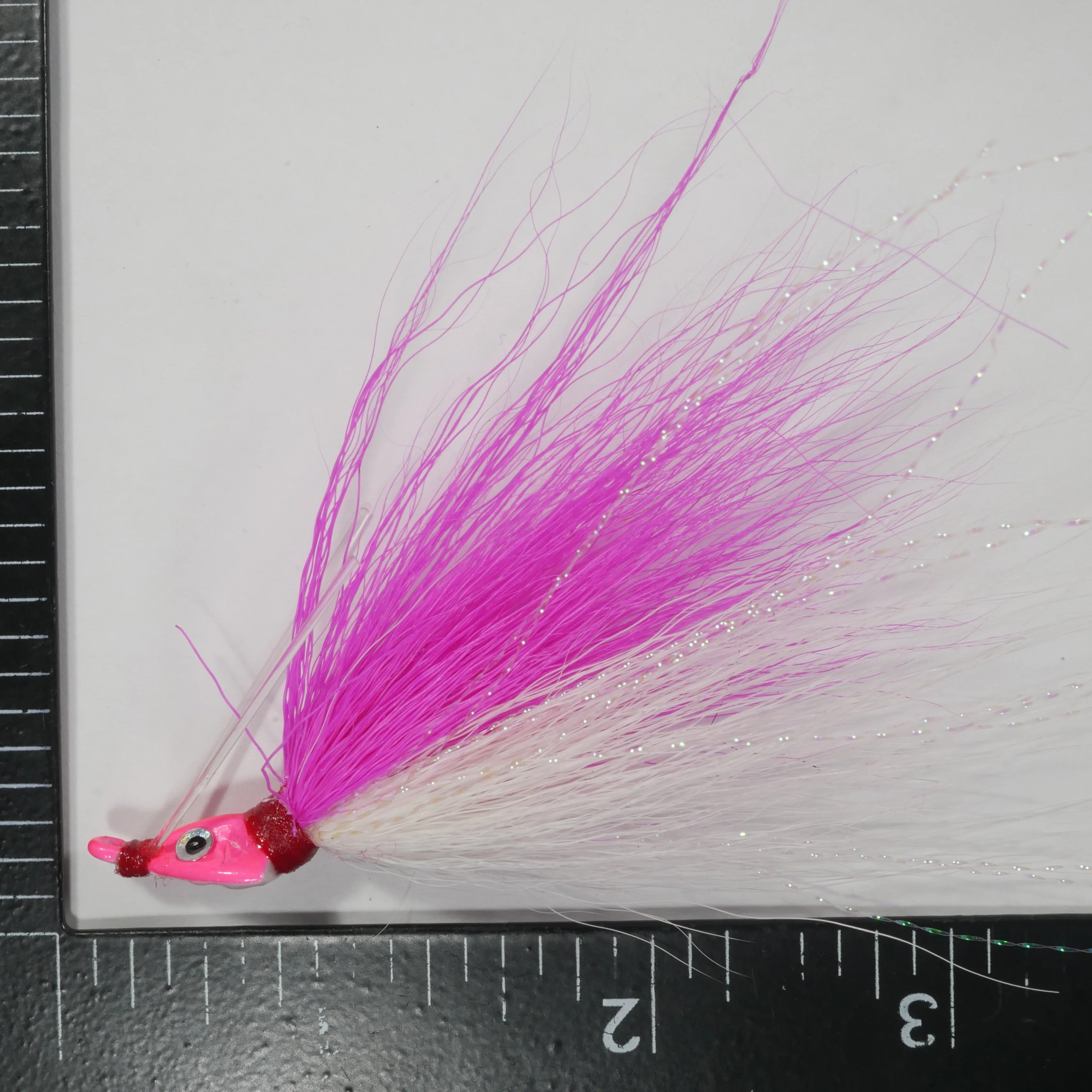 (PINK/WHITE) BONEFISH BUCKTAIL (30 ANGLED) - 1/8 oz - 3, 5, or 10 pack.  FREE SHIPPING