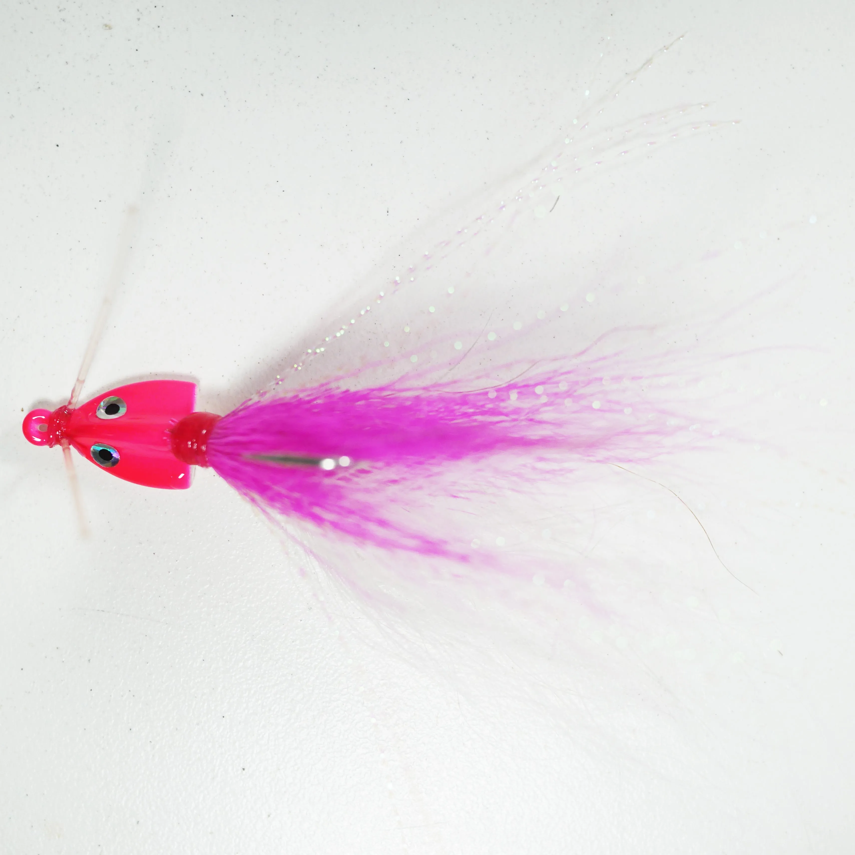 (PINK/WHITE) BONEFISH BUCKTAIL (30 ANGLED) - 1/8 oz - 3, 5, or 10 pack.  FREE SHIPPING
